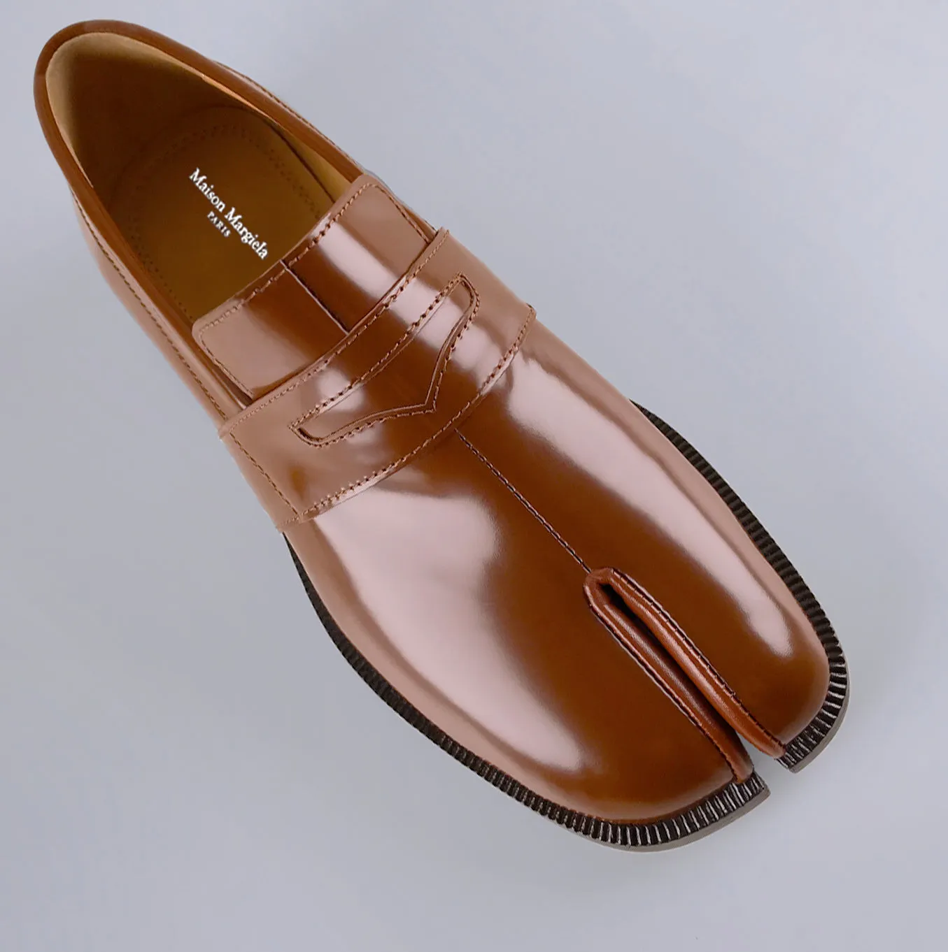 TABI LOAFERS
